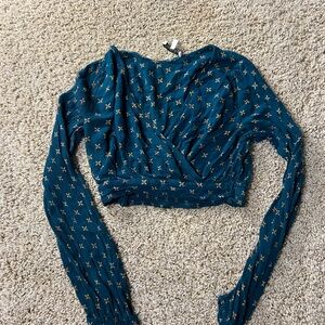Teal Long-Sleeve Crop Top with Star Pattern